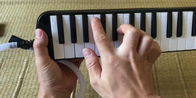 Cách chơi melodica